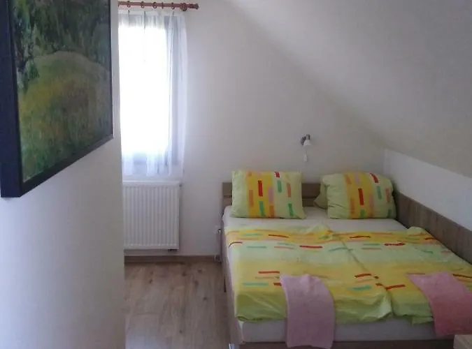 Apartmán U Hrobky *